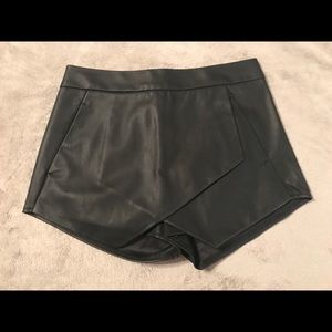 Express Skort